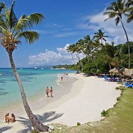 Las Terrenas beach atmosphere